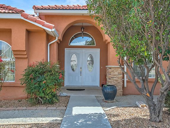 3rd image of 6900 Tesuque Dr NW