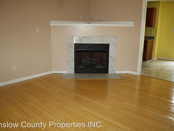 4th image of 100 Orchard Dr