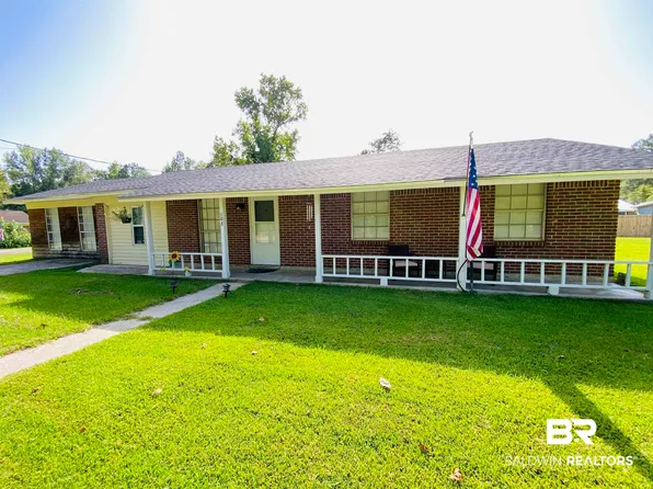 108 Roadway St, Brewton, AL 36426