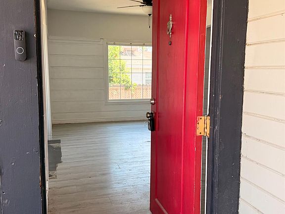 3rd image of 429 D St