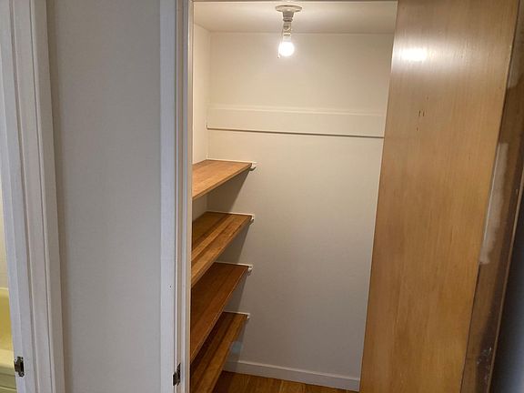 5th image of 570 Duncan St #4