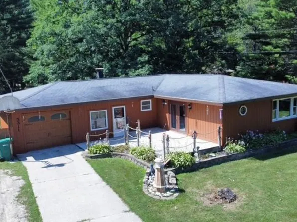 5311 Wells Rd, Oscoda, MI 48750