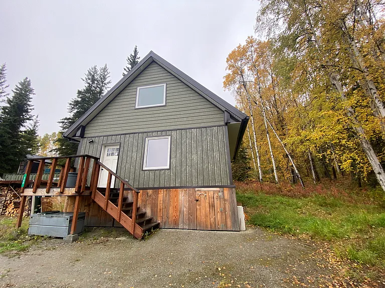 560 Bullion Dr — Photo 2
