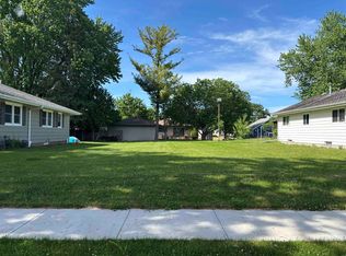 Tyler Ave, Oshkosh, WI 54902