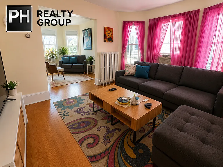 179 Belmont St #1 — Photo 4