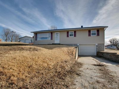 402 S 8th St, La Grange, MO, 63448