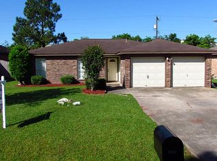 3124 Richard Dr, Dickinson, TX 77539