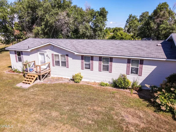 904 Ordway St, Tower City, ND 58071