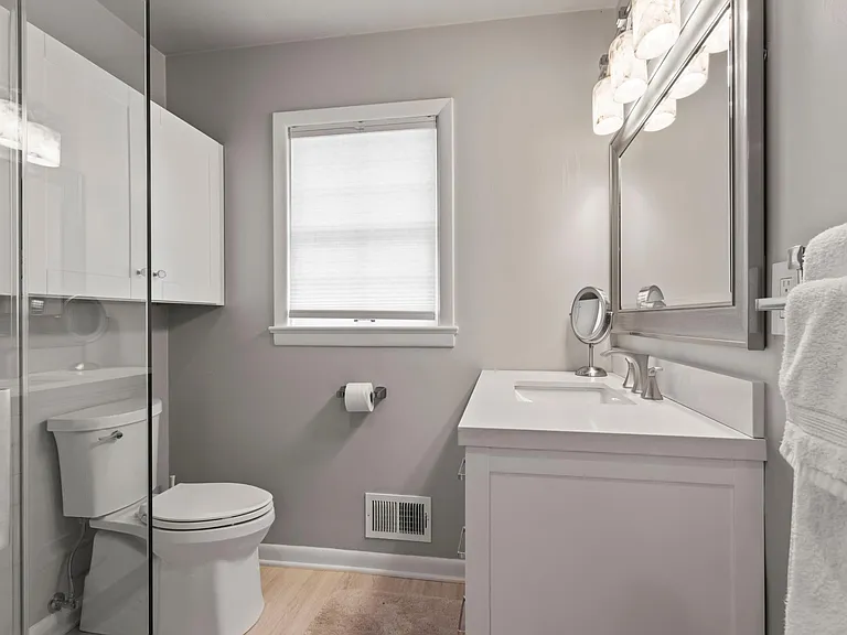 main floor bath
