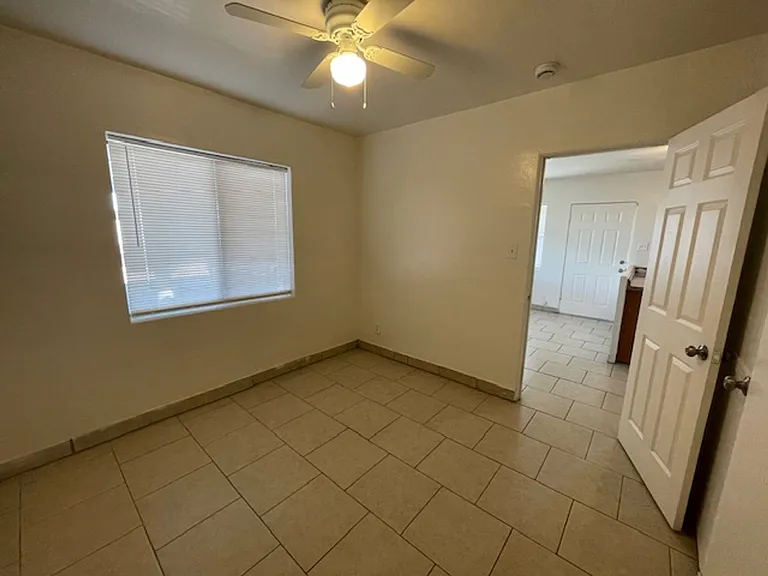 2531 E Brill St — Photo 4