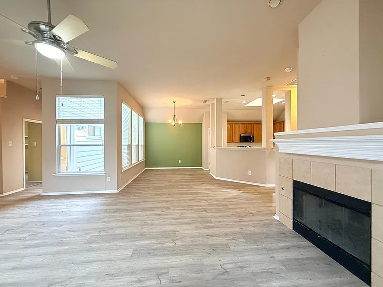 4501 Aspen Glen Rd — Photo 8