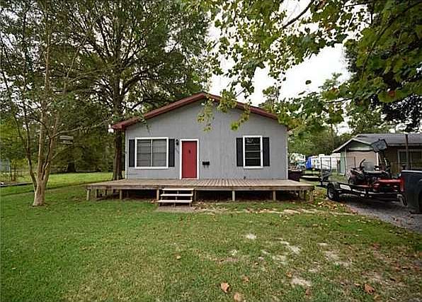 1st image of 935 Shafer St