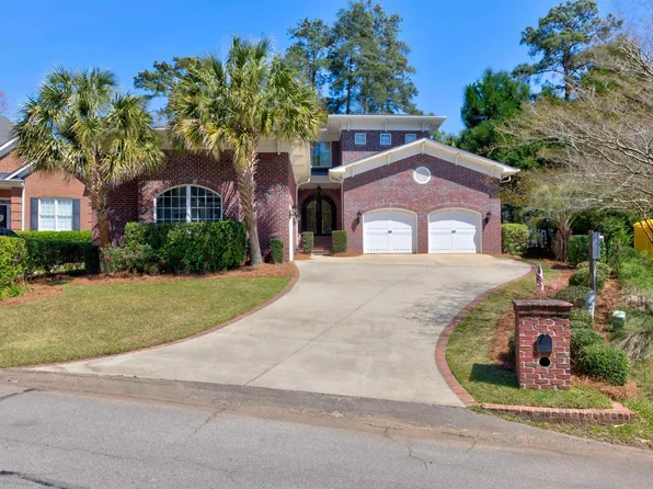 108 Raymond Cir, Lexington, SC 29072