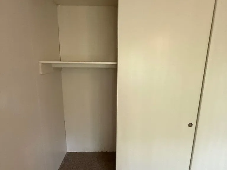 528 SW Levens St #4 — Photo 14