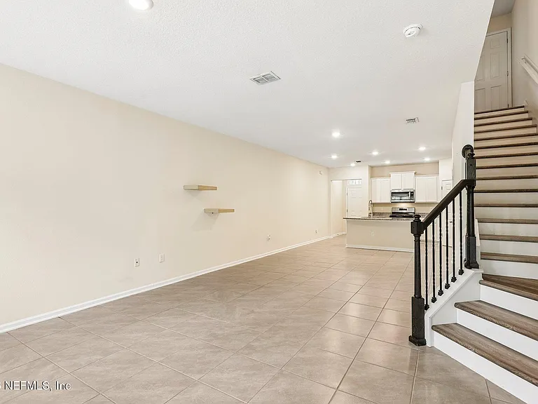 593 Coastline Way — Photo 7