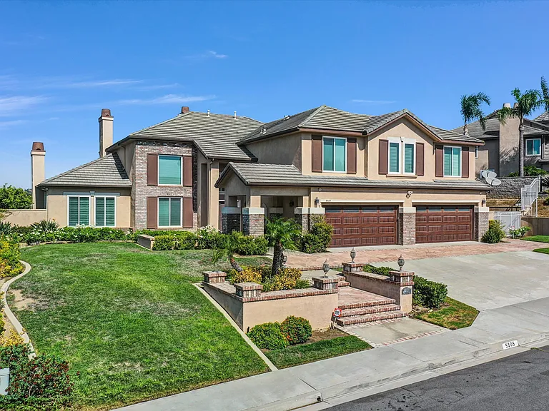 5505 Blue Ridge Dr — Photo 3