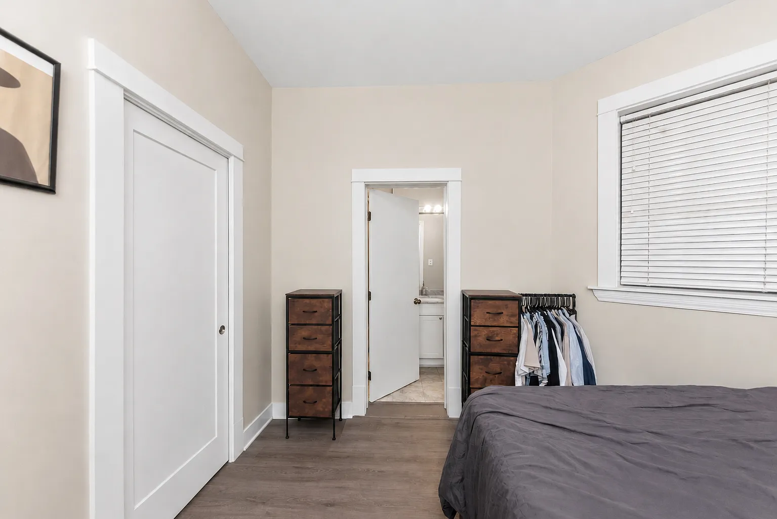 3 bed, 1800 sqft, $3,950 — Photo 4
