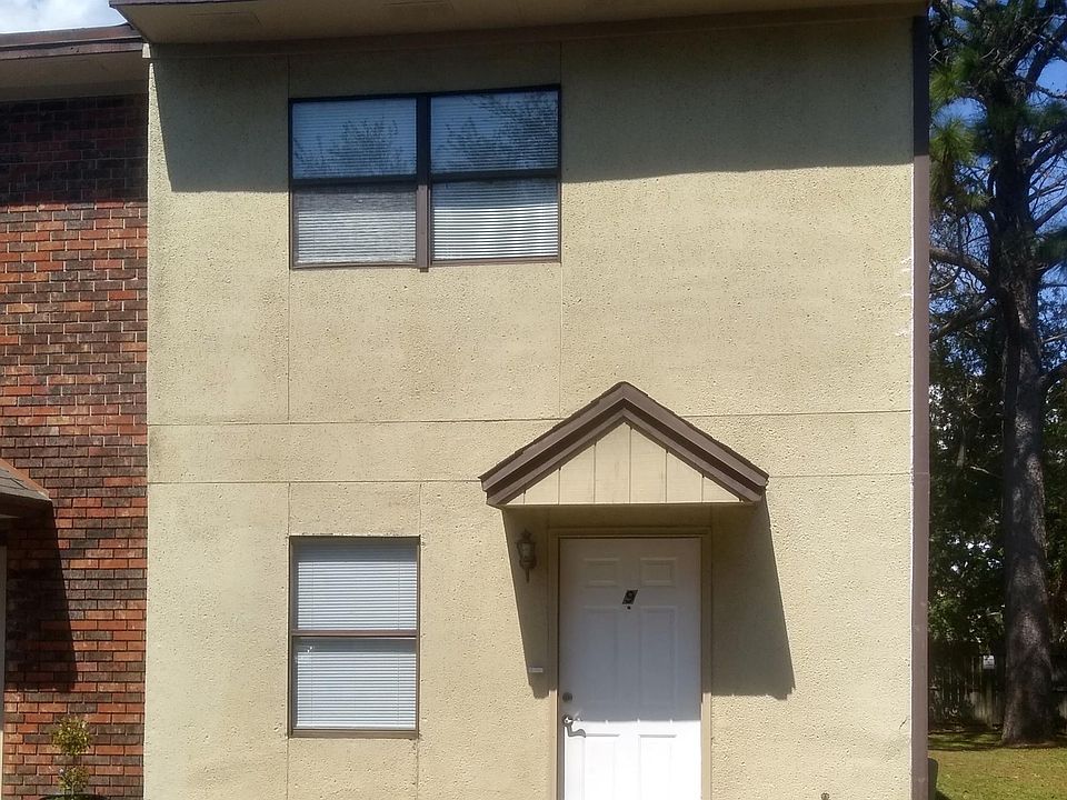 1st image of 696 Tyner St Unit 9