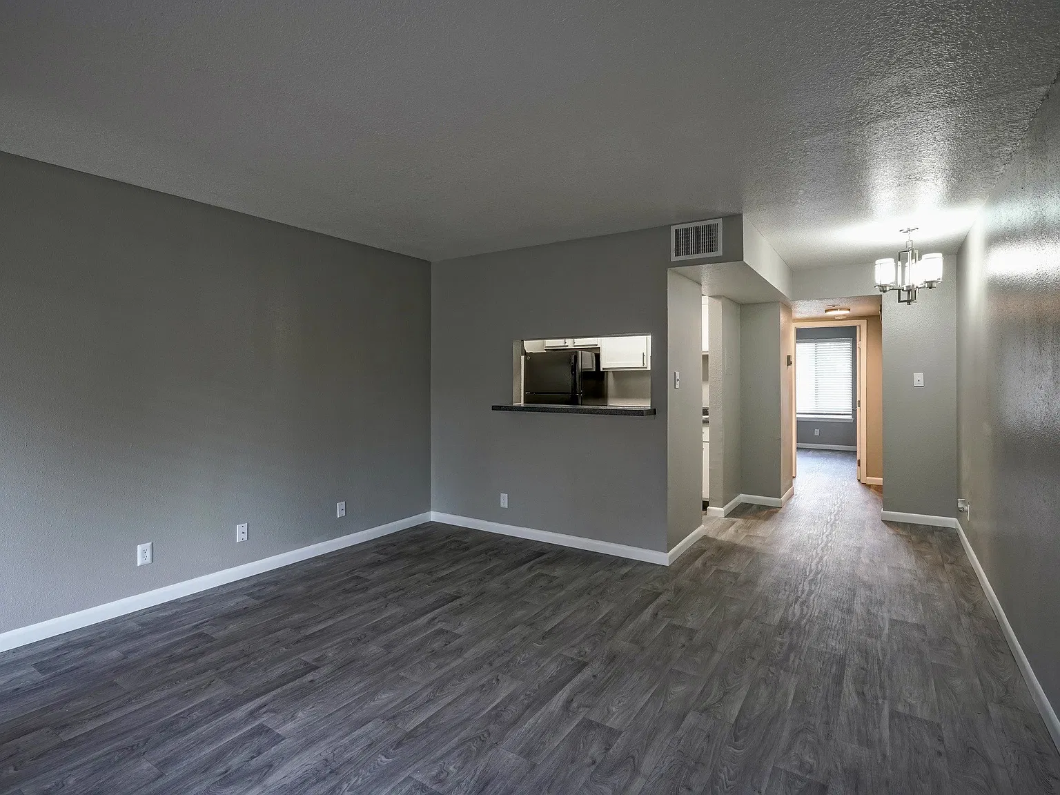 Sungate — Photo 4