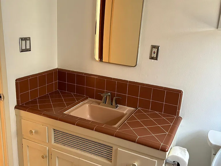 1015 E Ocean Blvd #17 — Photo 17