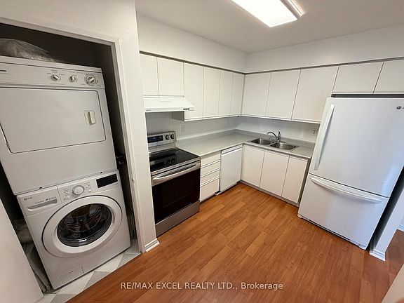 4th image of 91 Townsgate Dr #507