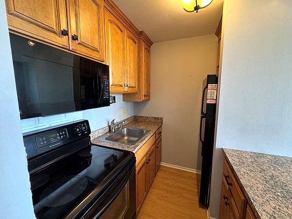 4th image of 1707 N Prospect AVENUE #12D