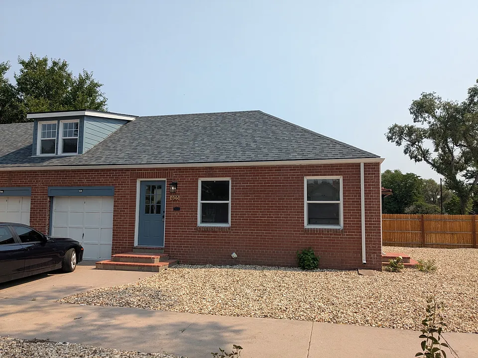 403 W Routt Ave #403