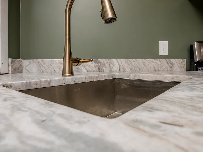 432 Merino St — Photo 8