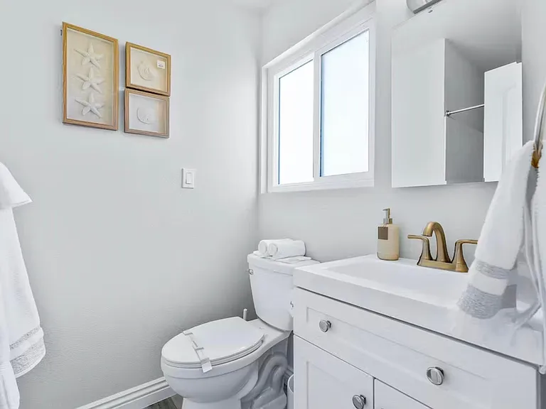 7771 Ellis Ave — Photo 16