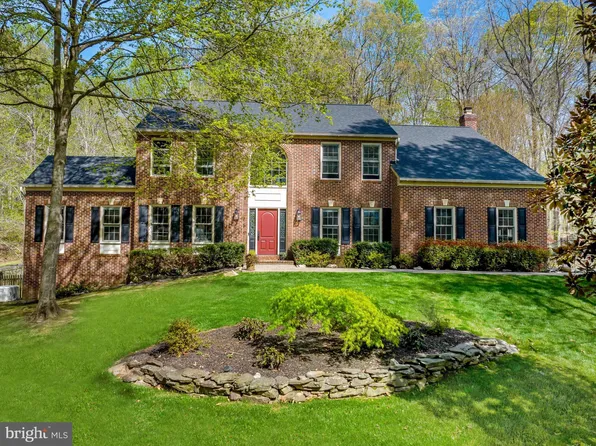 6615 Newman Rd, Clifton, VA 20124