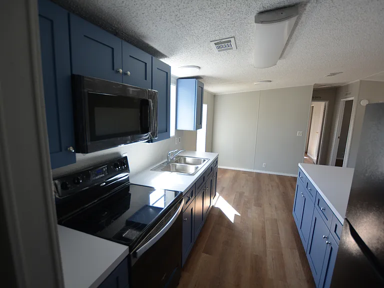 1144 Bradbury Rd — Photo 8