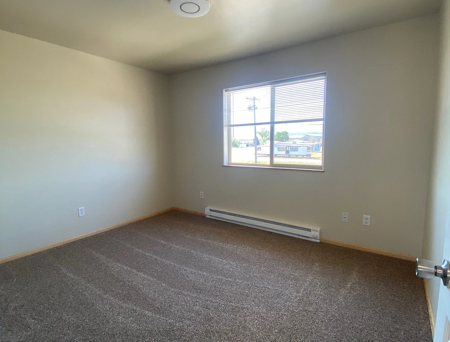 2 bed, 980 sqft, $1,350 — Photo 4