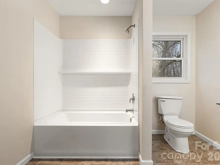 1751 Robert Martin Rd — Photo 11