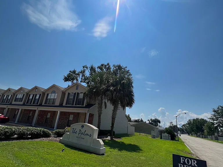 1900 Carrollwood Dr #3 — Photo 3
