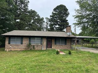 215 Fagan Ln, Texarkana, TX 75501