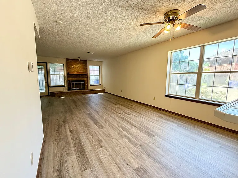 3202 Barley Ct — Photo 6