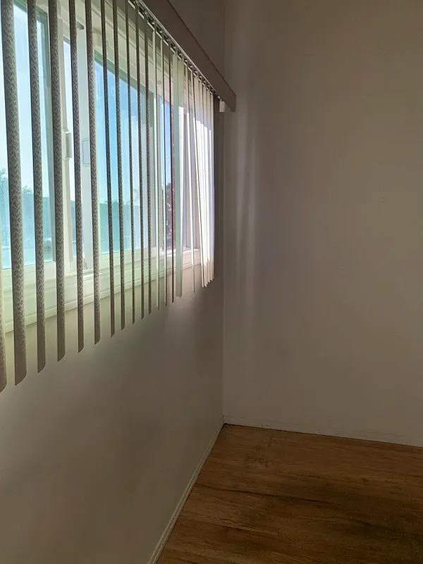 3 bed, $1,100 — Photo 3