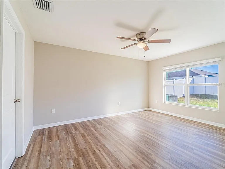 13748 Wineberry Dr — Photo 23