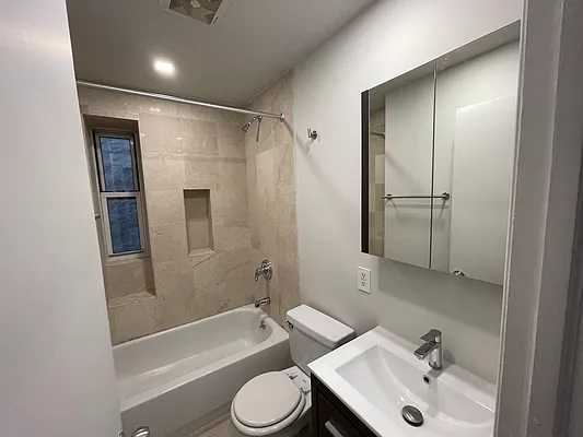 Rented by REAL New York | media 8