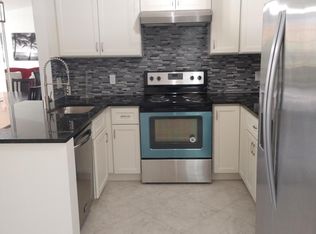 5475 Verona Dr APT J, Boynton Beach, FL 33437
