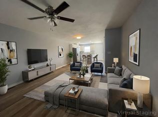 2 C St Unit B, Kimberling City, MO 65686