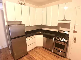 Rented by MOTION New York