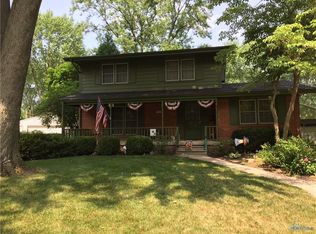6115 Foxcroft Rd, Toledo, OH 43615