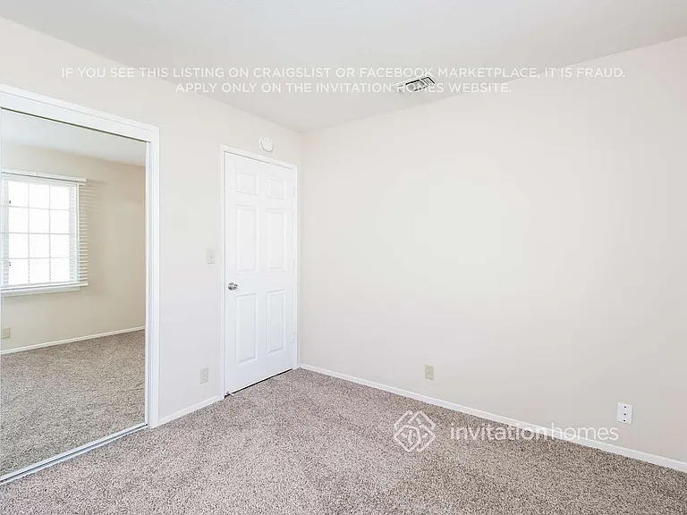 363 Rose Garden Ct — Photo 8