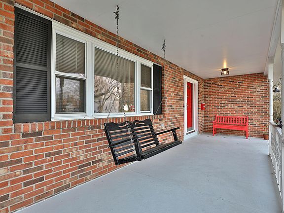 5th image of 99 Heischman Ave