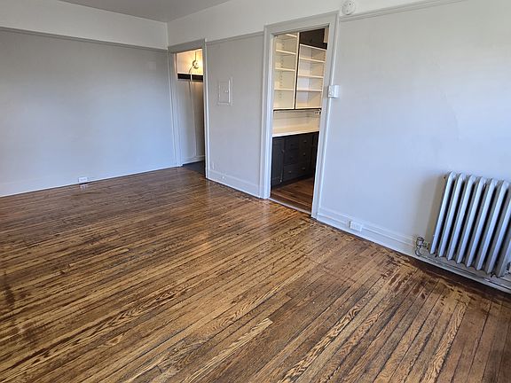 4th image of 2132 2nd Ave APT 406