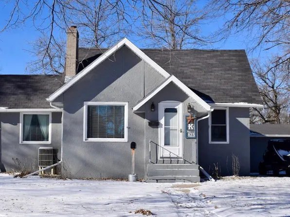 823 Arnold Ave N, Thief River Falls, MN 56701