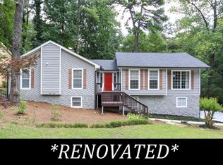 815 Post Road Cir, Stone Mountain, GA 30088