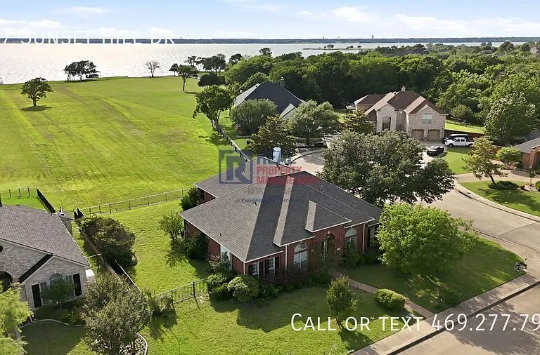947 Sunset Hill Dr — Photo 38