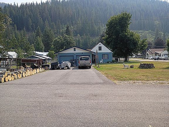 5th image of 205 S 5th St
